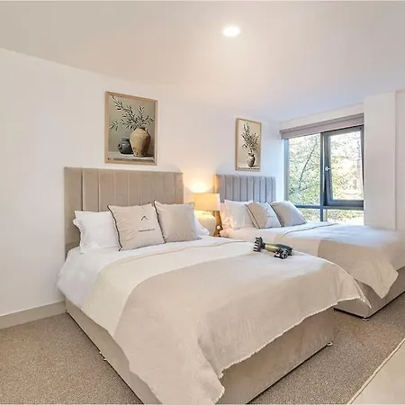 The Ivory Nook, Cozy & Spacious, Sleeps 8