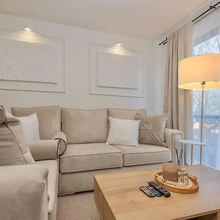 The Ivory Nook, Cozy & Spacious, Sleeps 8