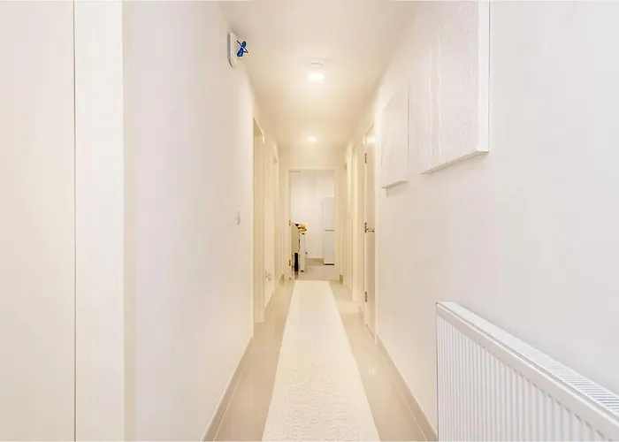 The Ivory Nook, Cozy & Spacious, Sleeps 8