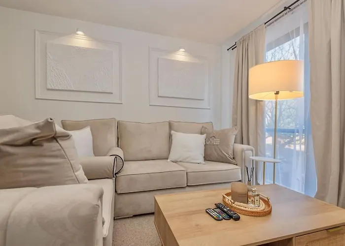 The Ivory Nook, Cozy & Spacious, Sleeps 8