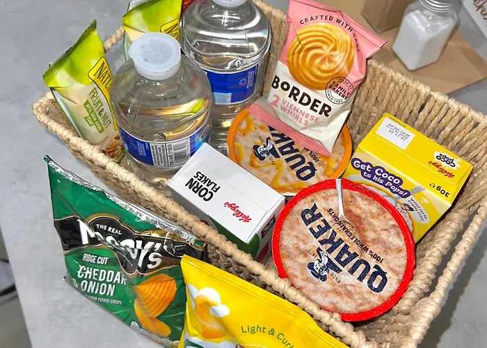 The Ivory Nook, Cozy & Spacious, Sleeps 8 Apartamento