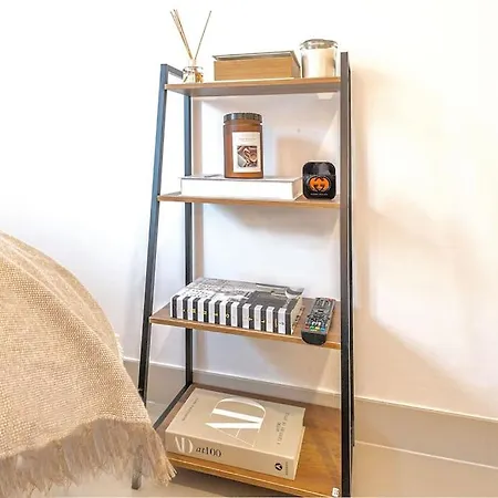 The Ivory Nook, Cozy & Spacious, Sleeps 8 * Leeds (West Yorkshire)