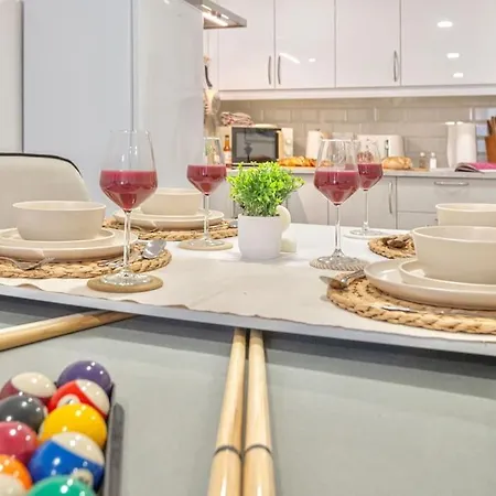 The Ivory Nook, Cozy & Spacious, Sleeps 8 Apartamento